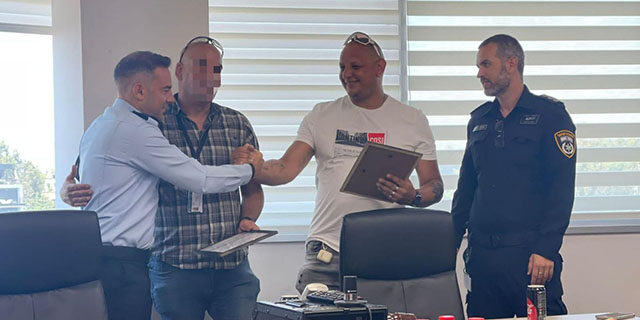 Pink Neutral Luxury Elegant Wedding Details Presentation - 1